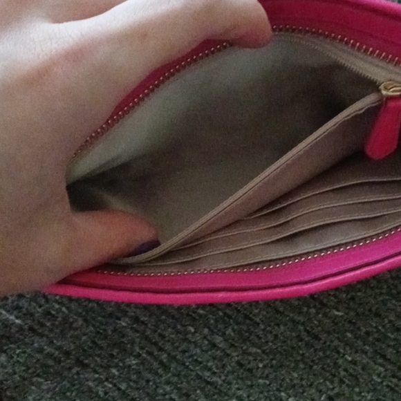 🆕 💕VTG/RARE Coach💕 - Luxe Leather Fuchsia Zip Clutch - Picture 6 of 11